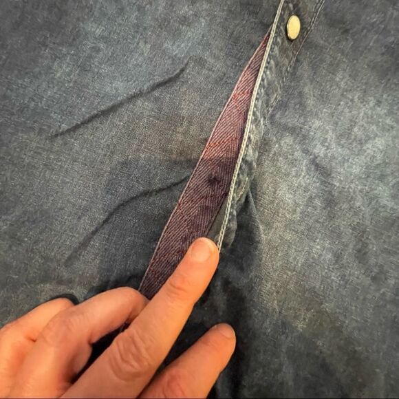 Buffalo by David Bitton Salindo denim shirt with mother of Pearl snaps size L - Picture 8 of 13